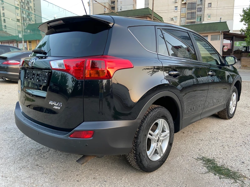 Toyota Rav4 2.0I Автомат 4X4 NAVI Камера Keyless Швейцария, снимка 4 - Автомобили и джипове - 51170983