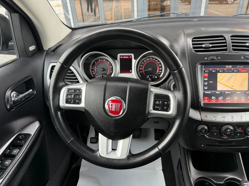 Fiat Freemont 2.4 БЕНЗИН АВТОМАТИК! ПЪЛНА СЕРВИЗНА ИСТОРИЯ!, снимка 8 - Автомобили и джипове - 52202257