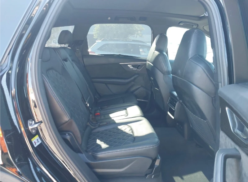 Audi SQ7 DIGITAL* HEAD-UP* ОБДУХВАНЕ* ПОДГРЕВ* 360, снимка 15 - Автомобили и джипове - 52713939