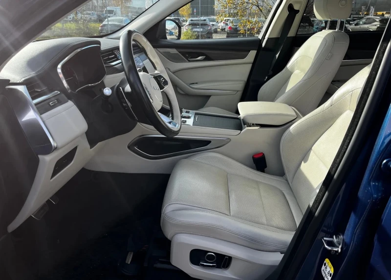 Jaguar F-PACE, снимка 5 - Автомобили и джипове - 52824319