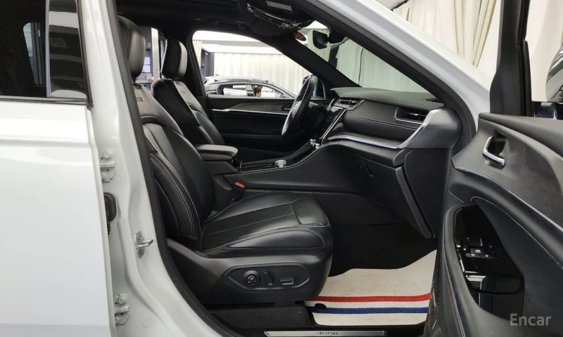 Jeep Cherokee, снимка 11 - Автомобили и джипове - 53053640