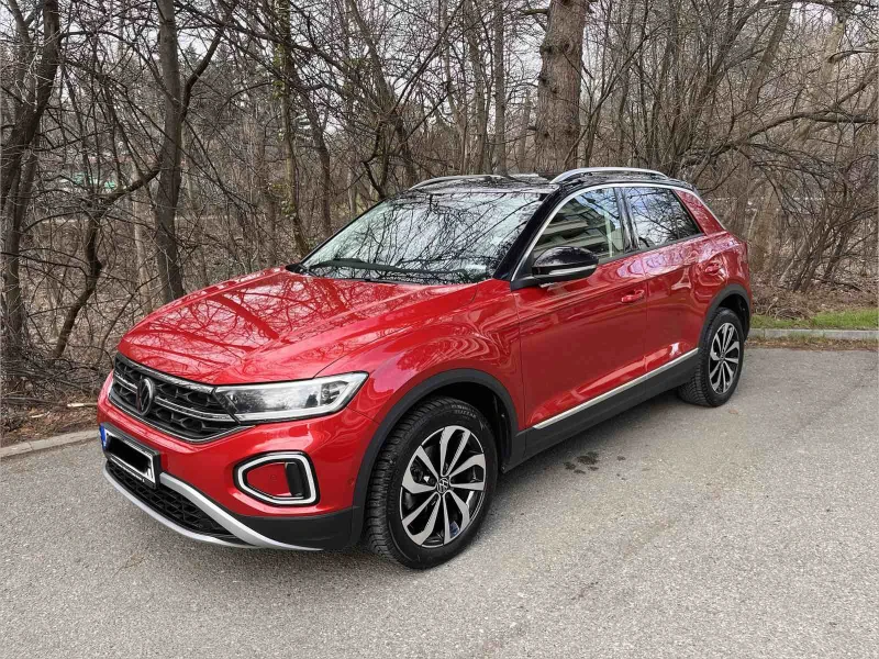 VW T-Roc, снимка 7 - Автомобили и джипове - 53434104