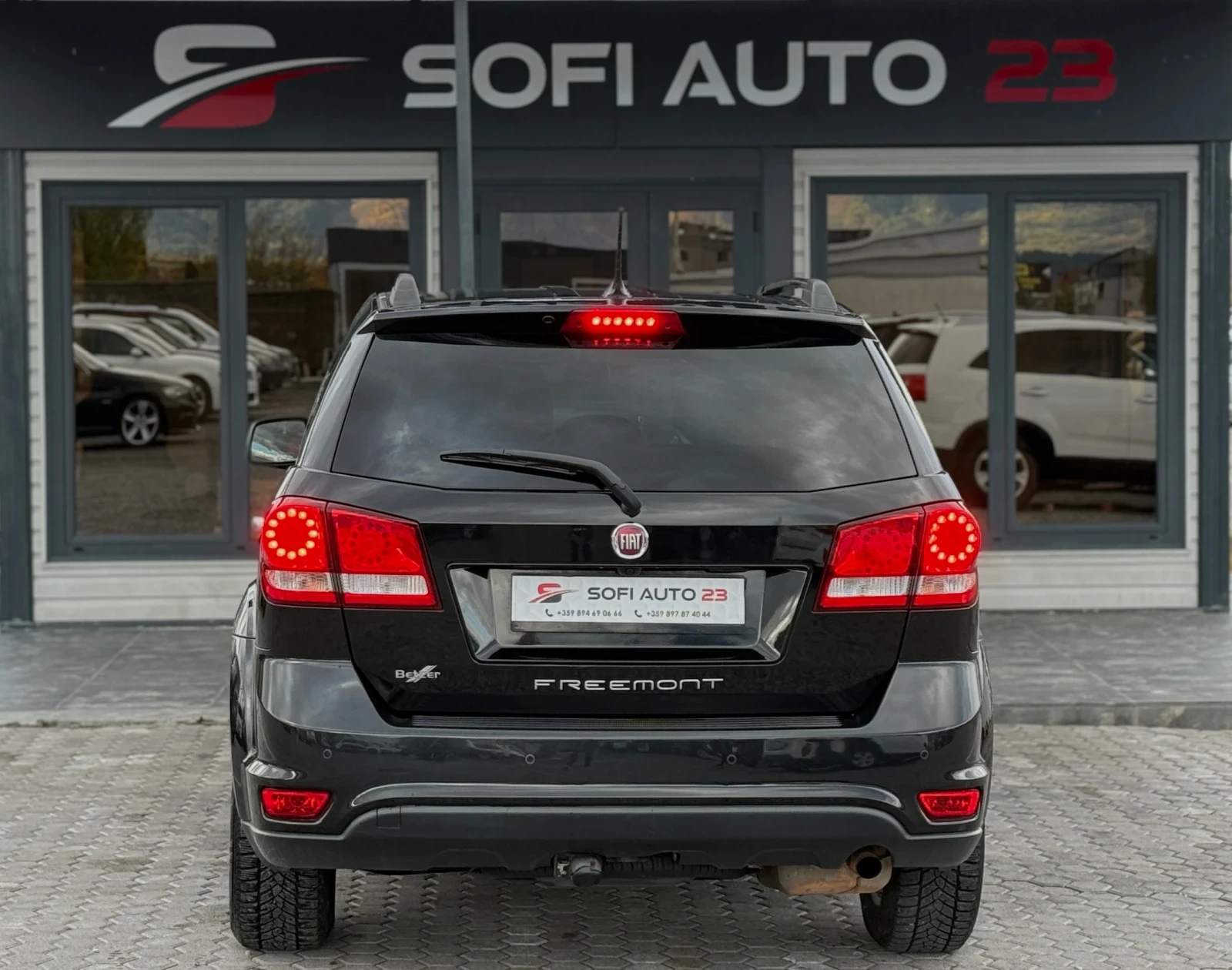 Fiat Freemont 2.4 БЕНЗИН АВТОМАТИК! ПЪЛНА СЕРВИЗНА ИСТОРИЯ! - изображение 6