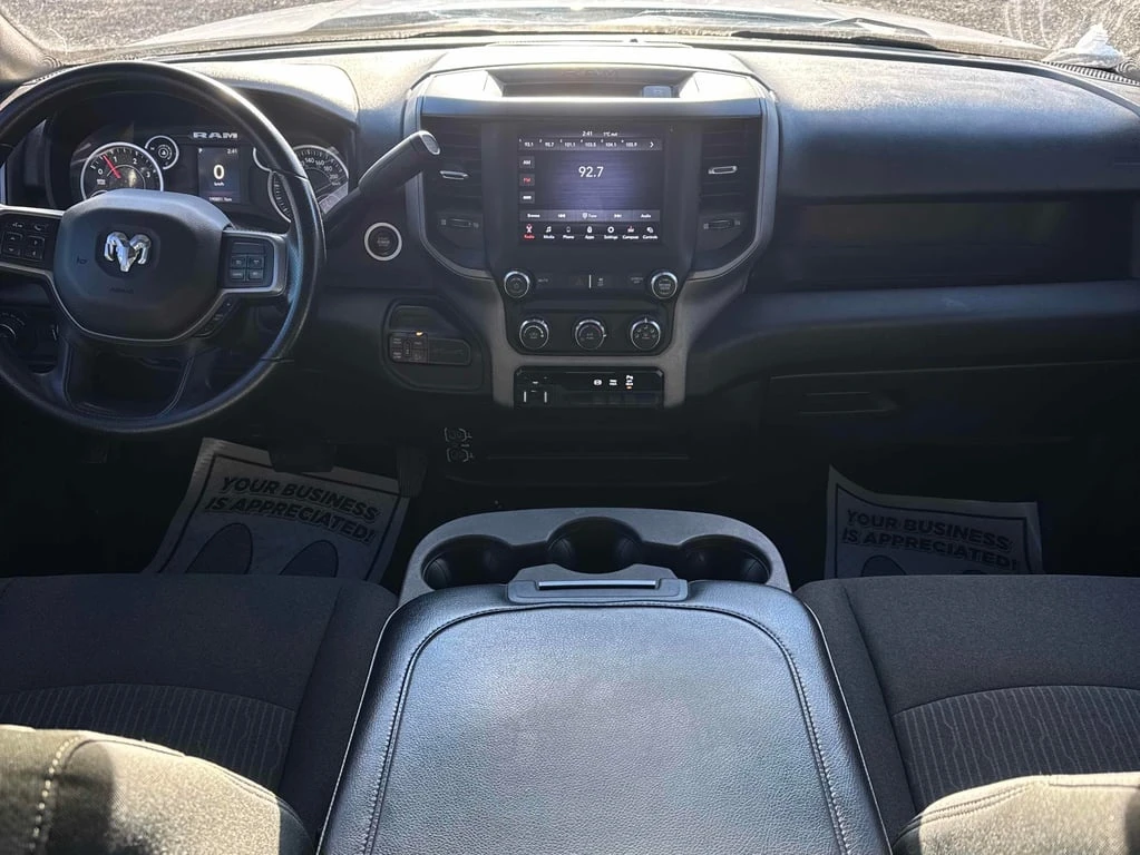 Dodge RAM 2500 * Tradesman * CARFAX * БЕЗ ПЪРВОНАЧАЛНА ВНОСКА - изображение 9