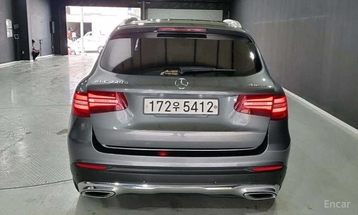 Mercedes-Benz GLC 220  - изображение 4