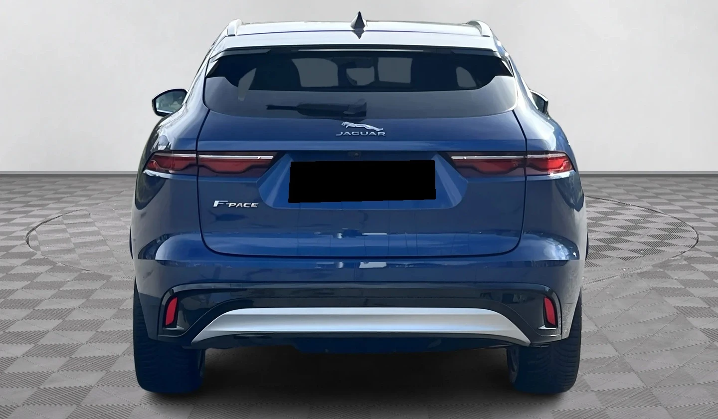 Jaguar F-PACE  - изображение 4