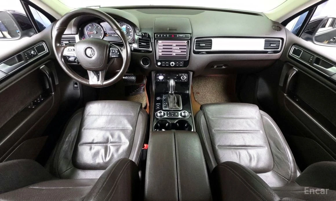 VW Touareg, снимка 7 - Автомобили и джипове - 53894349