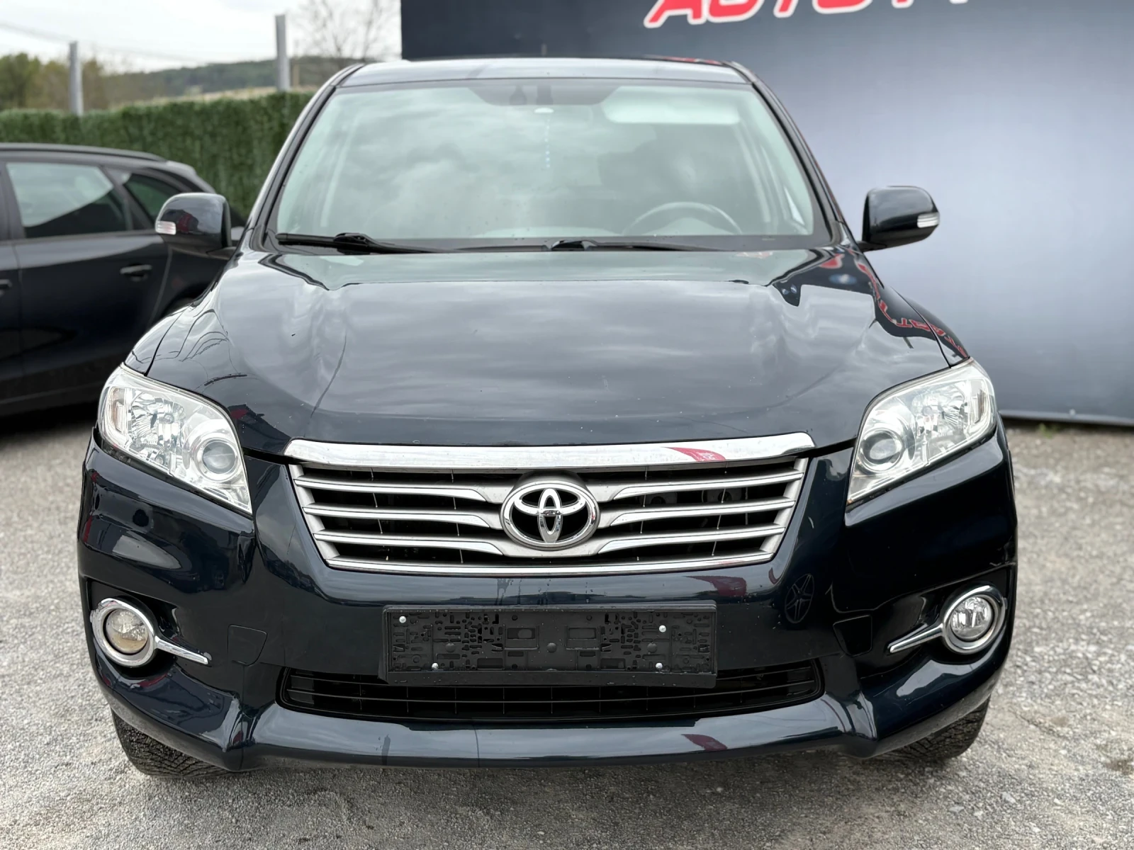 Toyota Rav4 2.2D* ЛИЗИНГ* БАРТЕР, снимка 2 - Автомобили и джипове - 54215526