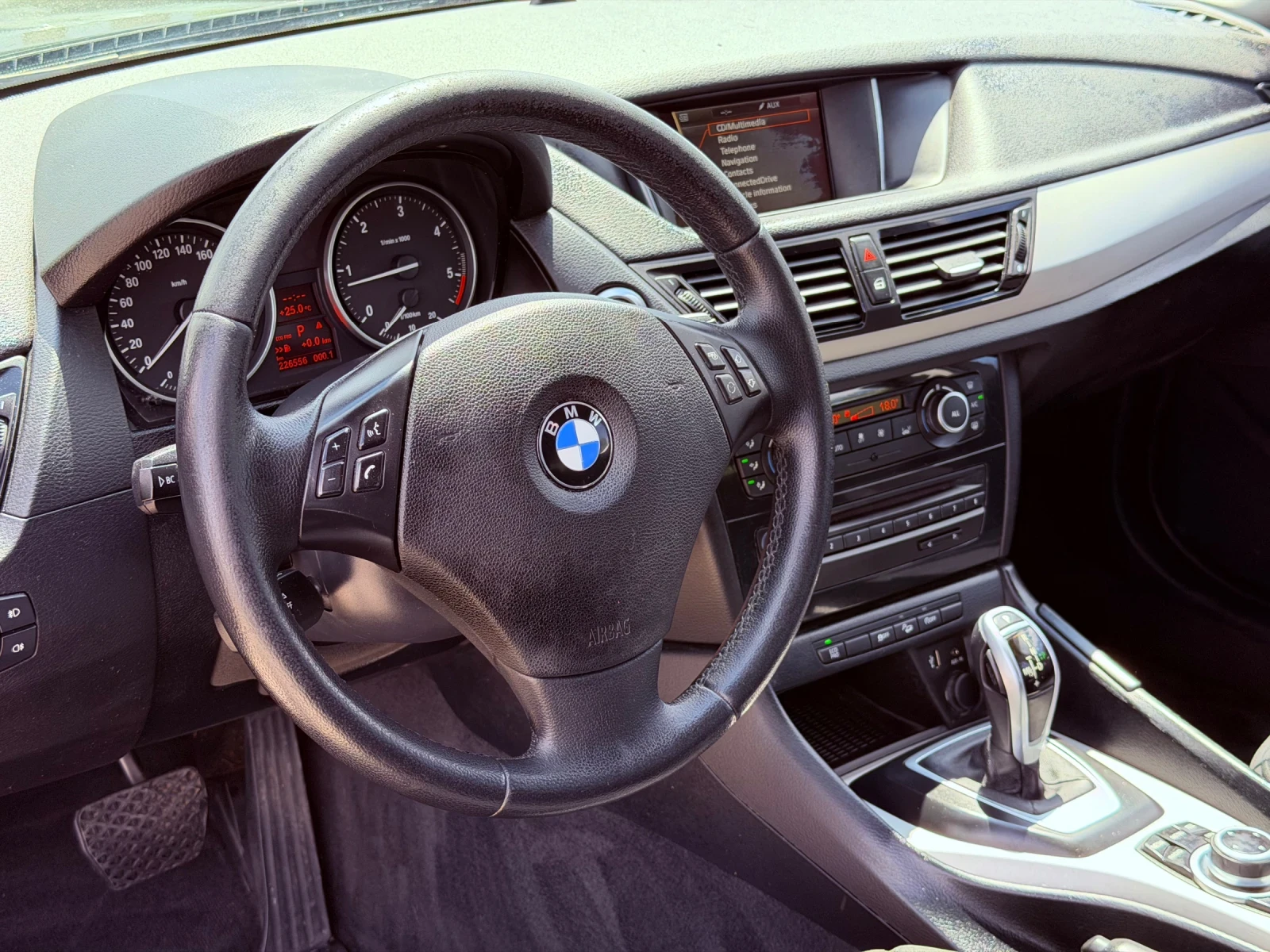 BMW X1 18D XDRIVE 143kc АВТОМАТИК, снимка 11 - Автомобили и джипове - 54639056