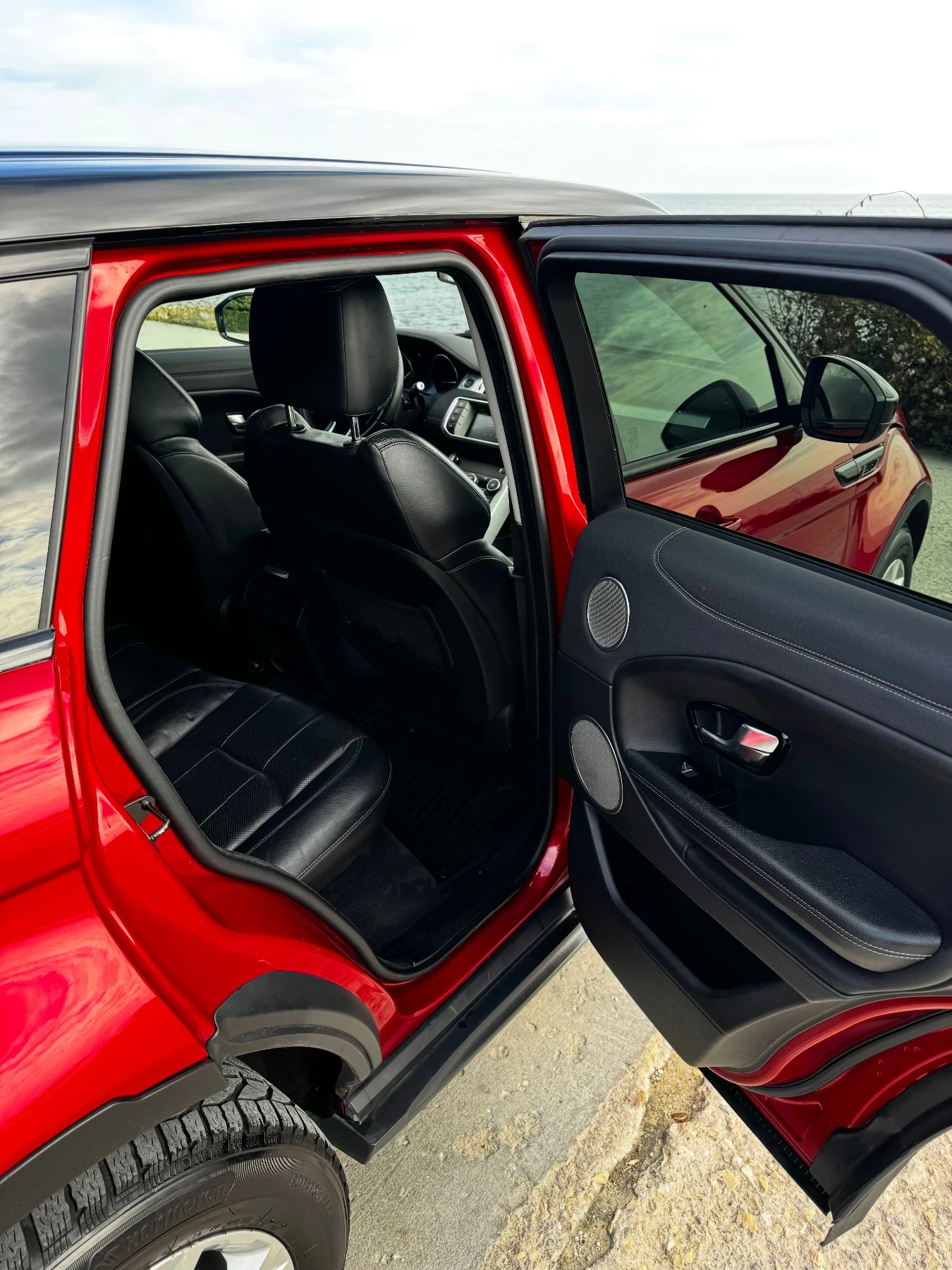 Land Rover Range Rover Evoque 2.0TD4, снимка 8 - Автомобили и джипове - 56746895