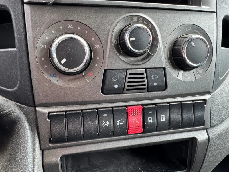 Iveco Daily 3.0HPI* 35C17* Климатик* XXXL база, снимка 5 - Бусове и автобуси - 51213101