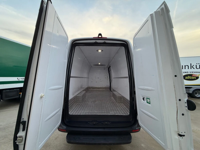 Mercedes-Benz Sprinter 319 MAXI!ХЛАДИЛЕН -28град.!FULL!LED!EURO6!, снимка 8 - Бусове и автобуси - 53265696