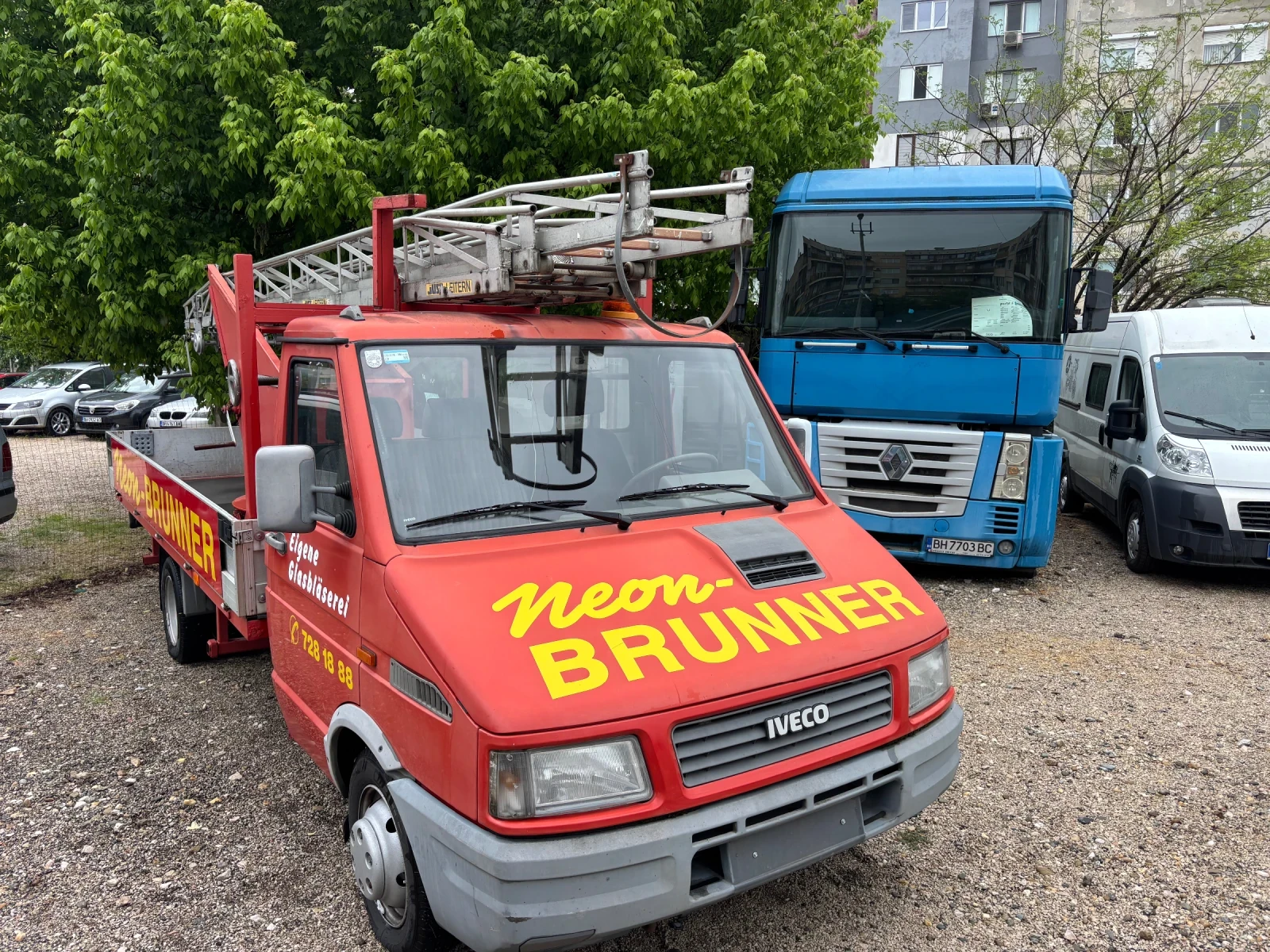 Iveco 3510 Специален 83000км, снимка 2 - Бусове и автобуси - 54478932