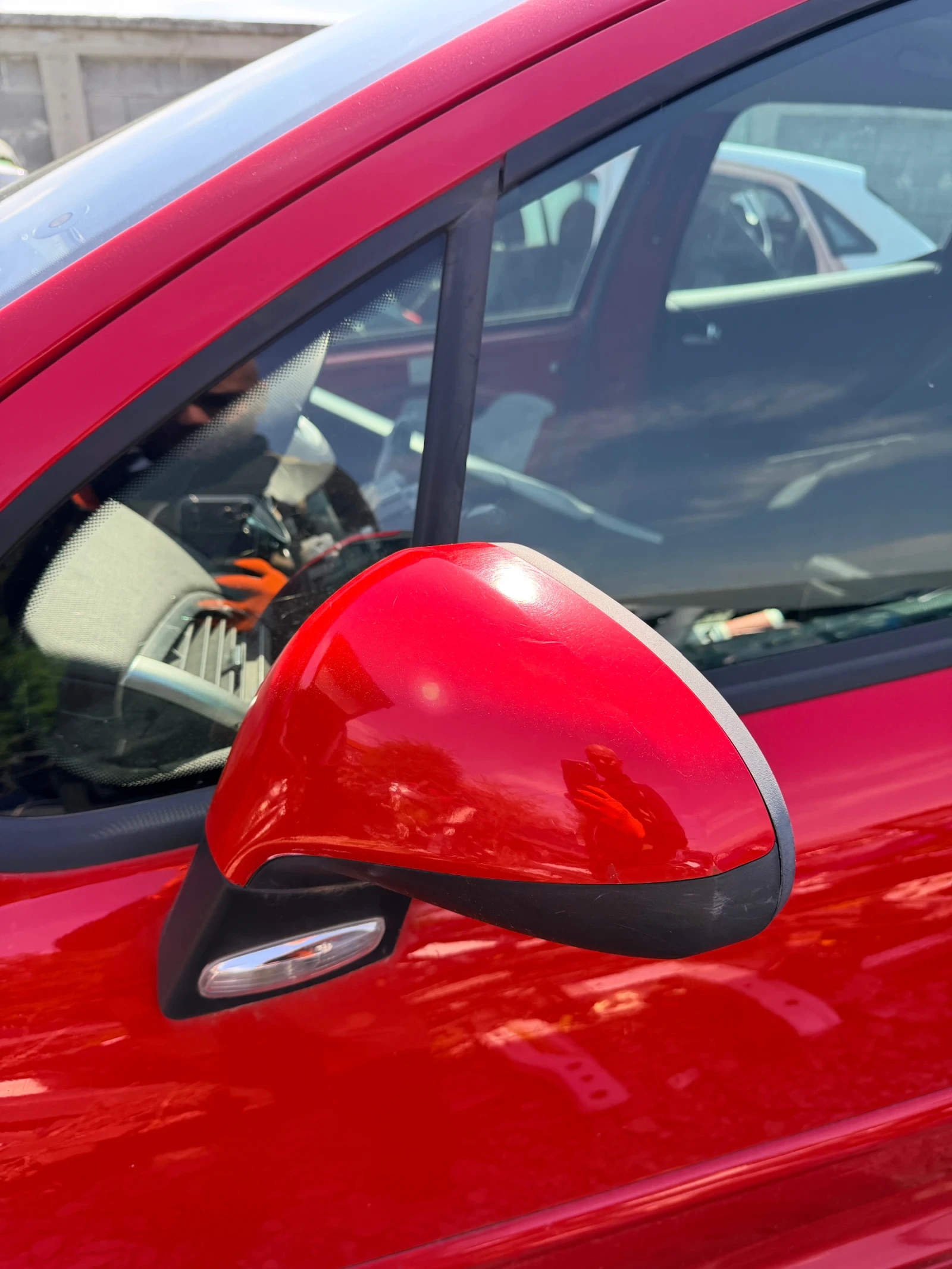 Ляво огледало електрическо PEUGEOT 207 Червен цвят