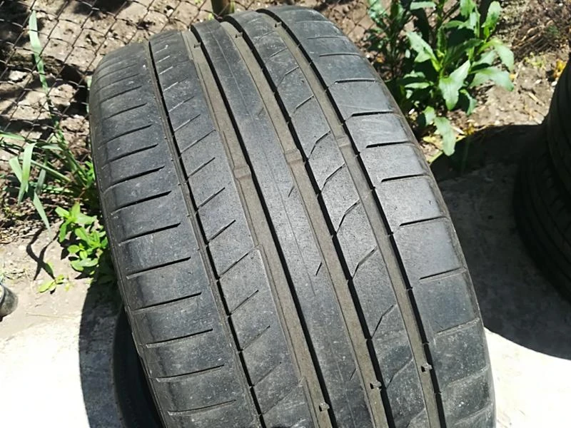 Гуми Летни 255/35R19, снимка 2 - Гуми и джанти - 21670353