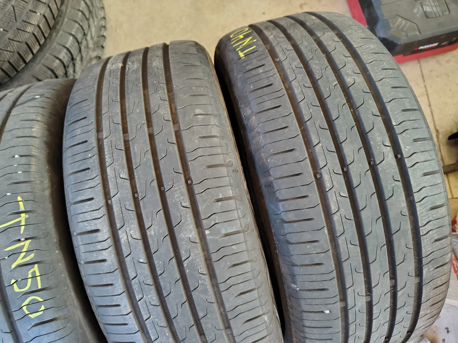 Гуми Летни 215/50R17, снимка 3 - Гуми и джанти - 53746752