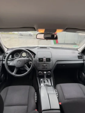 Mercedes-Benz C 220, снимка 8