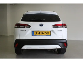 Toyota Corolla Cross Business - Hybrid, снимка 15