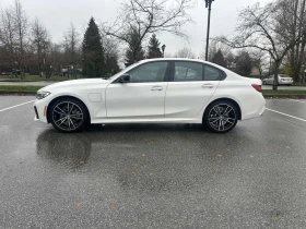 BMW 330 * 330e xDrive * ПОДГРЕВ * ПАМЕТ * CARPLAY, снимка 2