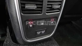 Chrysler 300c, снимка 12