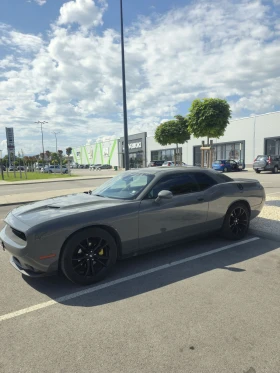 Dodge Challenger 3.6 SXT Plus V6, снимка 3