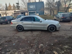 Mercedes-Benz E 220, снимка 4