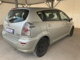 Обява за продажба на Toyota Corolla verso 2.2 D-4D  121000 км. ~8 550 лв. - изображение 4