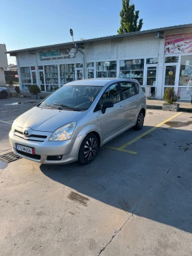 Обява за продажба на Toyota Corolla verso 2.2 D-4D  121000 км. ~9 000 лв. - изображение 1