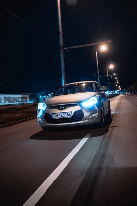Обява за продажба на Hyundai Veloster  ~14 400 лв. - изображение 1