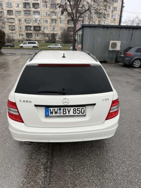 Mercedes-Benz C 220, снимка 2