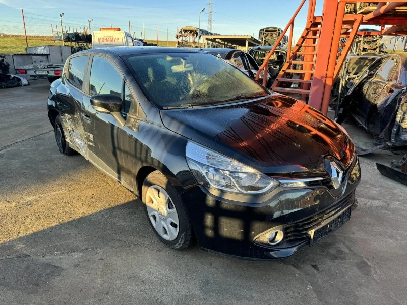 Renault Clio 1.2, снимка 4 - Автомобили и джипове - 43672742