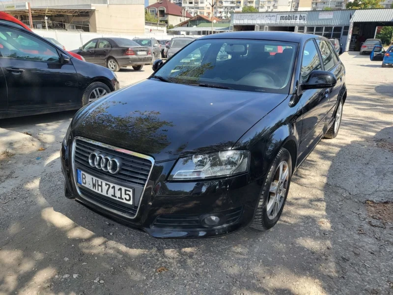 Audi A3 1.6 TDI Avtomat , снимка 1 - Автомобили и джипове - 47287852