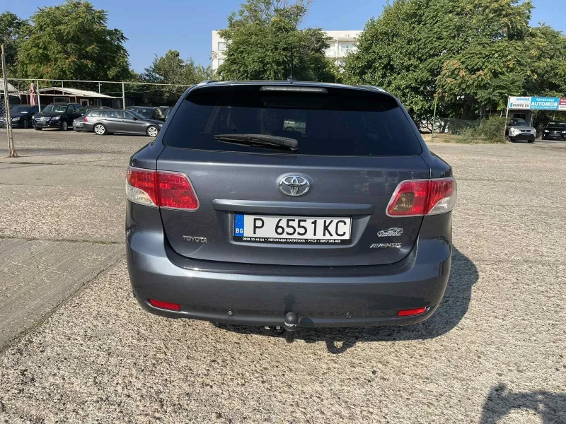 Toyota Avensis, снимка 4 - Автомобили и джипове - 47004731