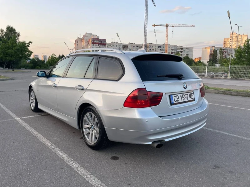 BMW 320, снимка 10 - Автомобили и джипове - 47338026