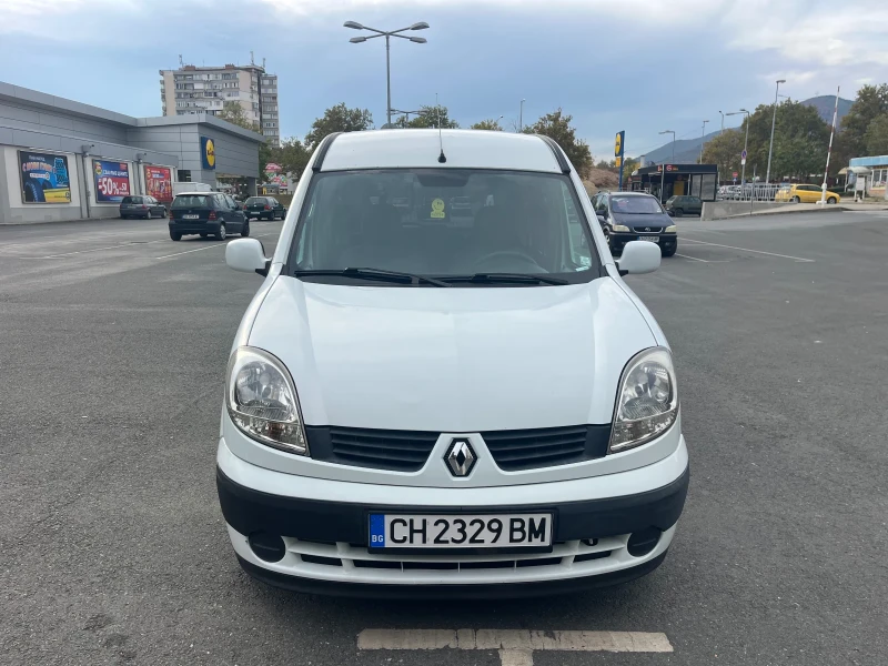 Renault Kangoo КАТО НОВО , снимка 2 - Автомобили и джипове - 47525170