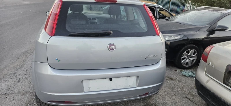 Fiat Punto 1.4i metan, снимка 2 - Автомобили и джипове - 47715599