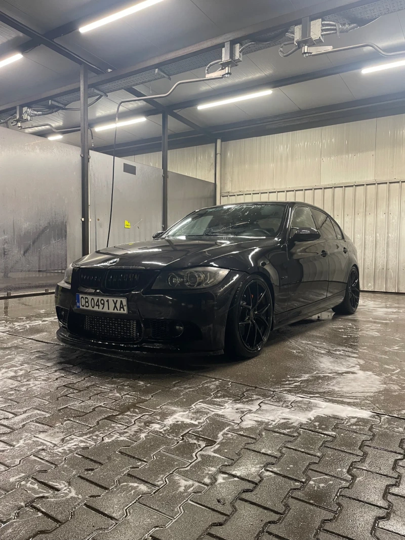 BMW 330, снимка 1 - Автомобили и джипове - 49275618