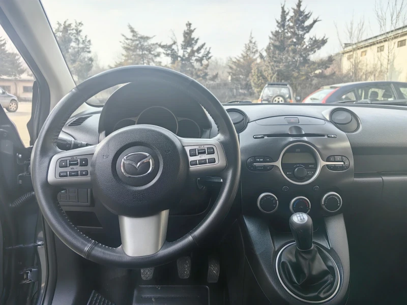 Mazda 2 1.3 -75к.с.  ГЕРМАНИЯ, снимка 8 - Автомобили и джипове - 49349221