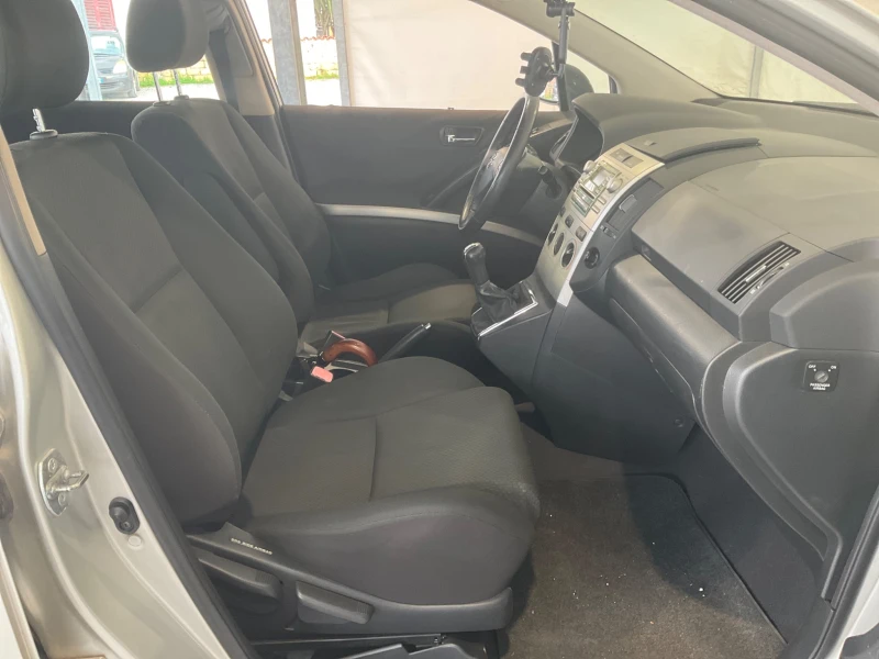 Toyota Corolla verso &#127470;&#127481; 2.2 D-4D  121000 км. + carverti, снимка 3 - Автомобили и джипове - 51448349