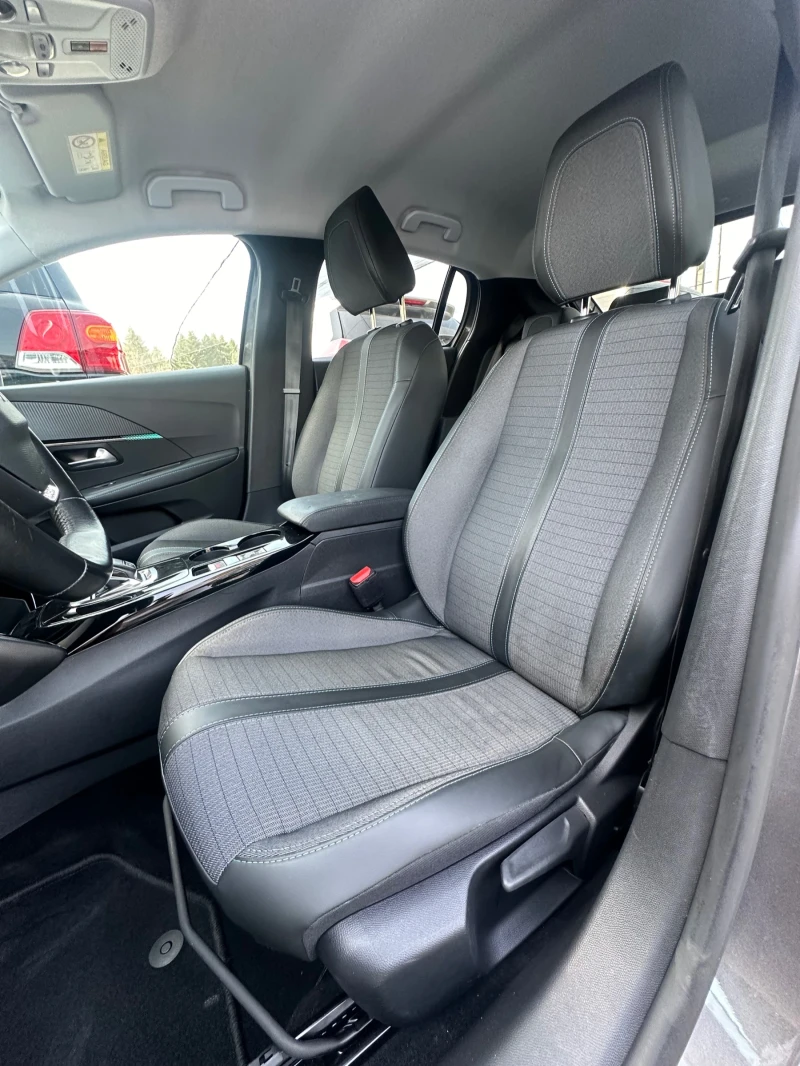 Peugeot 208 ШВЕЙЦАРИЯ  АВТОМАТИК , снимка 16 - Автомобили и джипове - 51543026