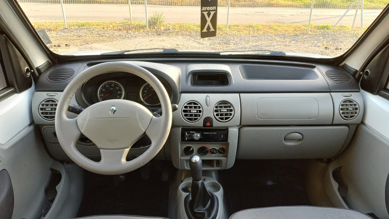 Renault Kangoo 1.5 DCI, снимка 7 - Автомобили и джипове - 52324755