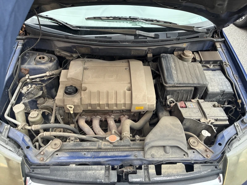 Mitsubishi Space runner, снимка 8 - Автомобили и джипове - 52331075