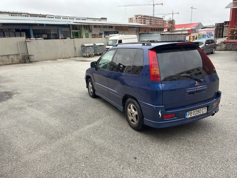 Mitsubishi Space runner, снимка 3 - Автомобили и джипове - 52331075