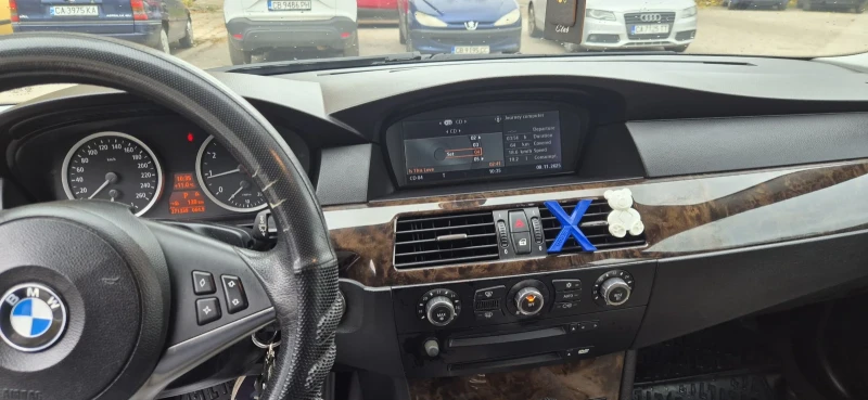 BMW 525 525I Газ-Бензин , снимка 9 - Автомобили и джипове - 52460379