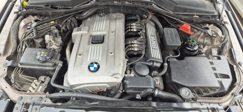 BMW 525 525I Газ-Бензин , снимка 16 - Автомобили и джипове - 52460379