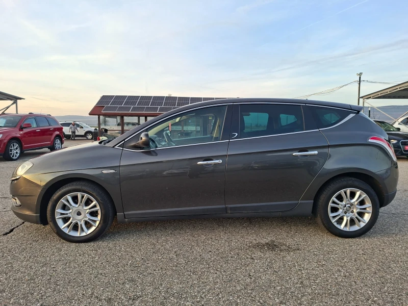 Lancia Delta 1, 6 multijet, снимка 8 - Автомобили и джипове - 52748970