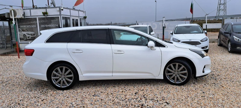 Toyota Avensis 2.2 D4D 150kc Navi Камера Автомат Уникат, снимка 8 - Автомобили и джипове - 52893539