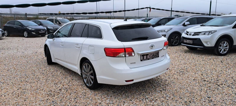 Toyota Avensis 2.2 D4D 150kc Navi Камера Автомат Уникат, снимка 5 - Автомобили и джипове - 52893539