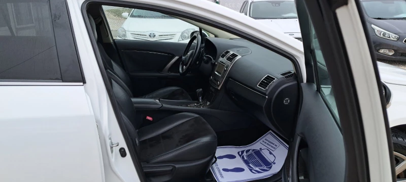 Toyota Avensis 2.2 D4D 150kc Navi Камера Автомат Уникат, снимка 16 - Автомобили и джипове - 52893539