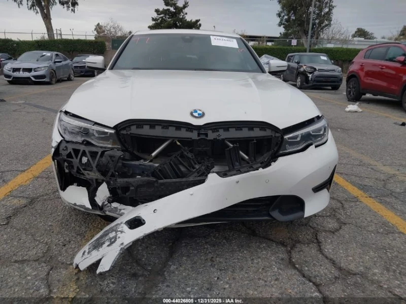 BMW 330 2.0L I-4 DI, DOHC, VVT, TURBO, 255HP Rear Wheel, снимка 4 - Автомобили и джипове - 53095622